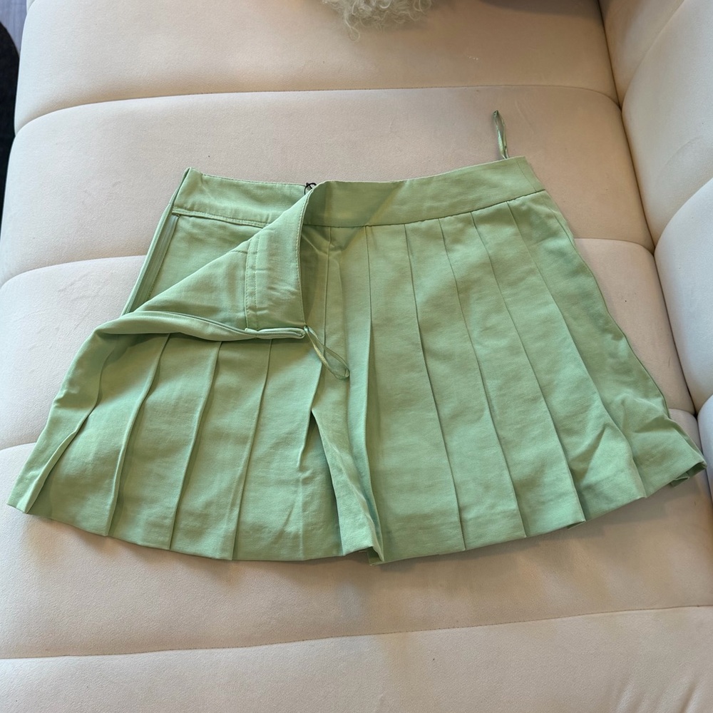 Zara Light Green Pleated Mini Skirt Size XS NWT - Picture 8 of 12
